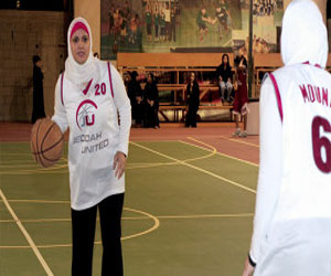   مصر اليوم - الحجاب في المدارس يحير العالم