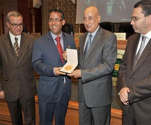 مصر اليوم - عبدالرحمن الراشد يكرم في المنظمة الإسلامية للتربية والثقافة