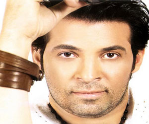   مصر اليوم - سعد الصغير ومطلقته الراقصة شمس يتصالحان في نيابة الهرم