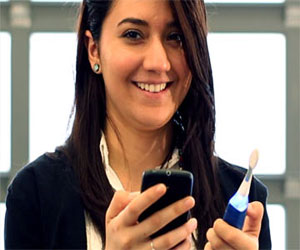   مصر اليوم - فرشاه ذكية للحفاظ على نظافة الأسنان