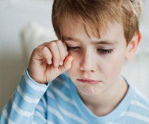   مصر اليوم - في تربية الصبيان دعيه يبكي