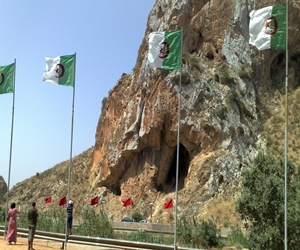 مصر اليوم - الجزائر تعلن غلق حدودها البرية مع مالي