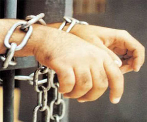   مصر اليوم - المؤبد لمتهم في العريش أدين بحيازة المخدرات وسلاح ناري