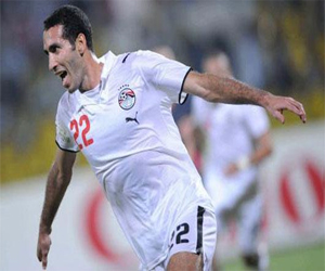   مصر اليوم - أبو تريكة أفضل لاعب في استفتاء صحيفة الهداف الجزائرية