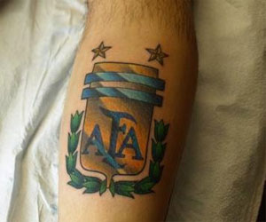 مصر اليوم - شباب الأرجنتين يدشنون موقعًا إلكترونيًا بـ5 لغات للوشم