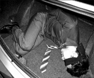   مصر اليوم - اختفاء رجل أعمال شهير في الإسماعيلية في ظروف غامضة