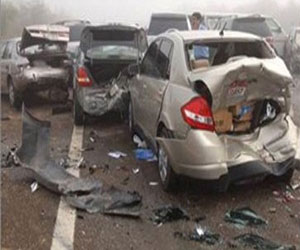 مصر اليوم - تصادم 4 سيارات أمام المحكمة الاقتصادية على الطريق الدائري