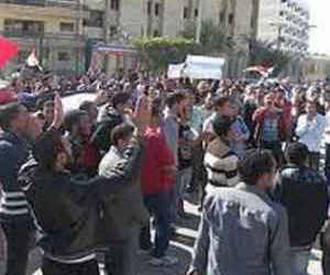   مصر اليوم - القوى السياسية في السويس تحتشد 25 يناير لاستكمال الثورة