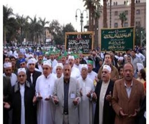   مصر اليوم - الصوفيون يتحدون السلفيين ويحتفلون بالمولد النبوي