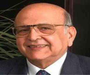   مصر اليوم - رجال الأعمال وتنمية سيناء يبحثان إشكاليات قانون الأراضي الجديد