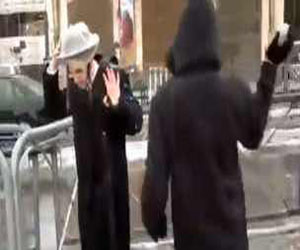   مصر اليوم - القبض على فلسطينيين هاجموا يهوديين بكرات ثلج