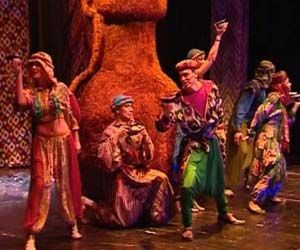   مصر اليوم - مسرحية علاء الدين الموسيقية تنطلق في برودواي 2014