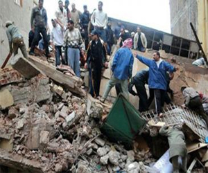   مصر اليوم - مقتل 3 فى انهيار عقار في مصر القديمة