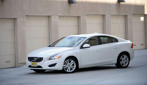   مصر اليوم - فولفو تطلق طرازها الجديد S60 T5 2013