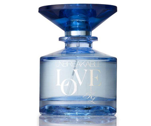   مصر اليوم - كلوي كارداشيان تطلق النسخة الثالثة من عطرها  Unbreakable Love