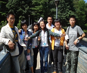 مصر اليوم - عدد قليل من الطلاب الصينيين يفضلون الإقامة خارج البلاد