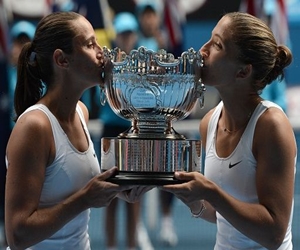 مصر اليوم - إيراني وفينشي تتوجان بلقب إستراليا لزوجي السيدات