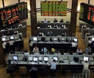   مصر اليوم - البورصة تقاوم أحداث العنف في الشارع ونقص السيولة يحجم الخسائر