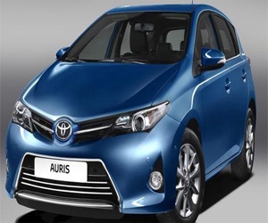   مصر اليوم - تويوتا أوريس 2013 تحدث ضجة في سوق السيارات