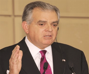   مصر اليوم - وزير النقل الأميركي لحود يعلن عزمه الاستقالة