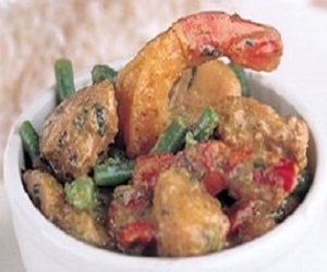   مصر اليوم - سمك بمعجون الكاري الأخضر