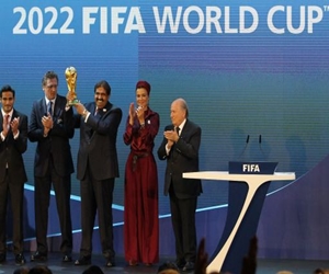   مصر اليوم - فرانس فوتبول تتهم قطر بشراء حق تنظيم مونديال 2022