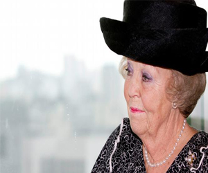   مصر اليوم - الملكة بياتريكس تتخلى في سن الـ 75 عن عرش هولندا