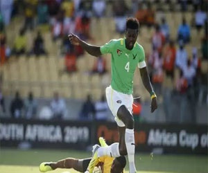   مصر اليوم - أديبايور: سنأكل العشب أمام تونس من أجل التأهل