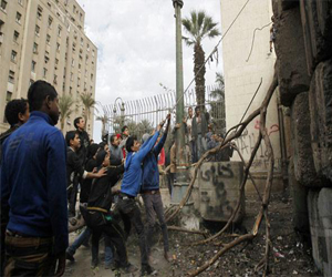   مصر اليوم - القوى السياسية تُقر وثيقة الأزهر لنبذ العنف