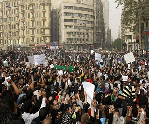   مصر اليوم - إمام ميدان التحرير يطالب مرسي بتوفير احتياجات المواطنين