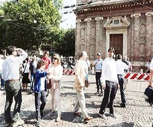   مصر اليوم - إيطاليون في العراء لخوفهم من زلزال