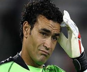   مصر اليوم - الحضري يتمنى زيارة حسني مبارك في سجنه