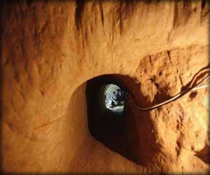   مصر اليوم - مقتل فلسطيني في نفق أسفل الحدود الفلسطينية المصرية