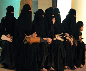   مصر اليوم - جدل بعد إطلاق داعية سعودي عذب ابنته حتى الموت