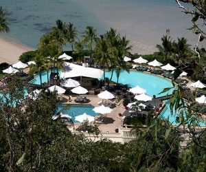   مصر اليوم - منتجع هايمان لؤلؤة وسط الحاجز المرجاني في أستراليا