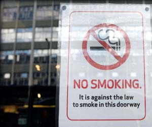   مصر اليوم - حظر التدخين في بريطانيا يقلل من إصابة الأطفال بالربو