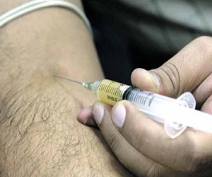   مصر اليوم - مدمنو المخدرات من أهم الناقلين لفيروس الكبد الوبائي C