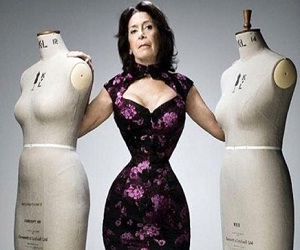   مصر اليوم - كاثي يونغ صاحبة أنحف خصر في العالم