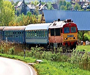   مصر اليوم - النساء سائقات للقطارات في المجر