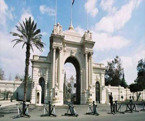   مصر اليوم - الهدوء يخيم على محيط قصر الاتحادية