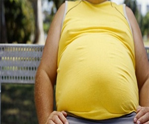   مصر اليوم - بدانة الأب تؤثر سلبًا على فرص إصابة ابنه بالسرطان