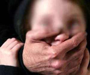   مصر اليوم - جزار يذبح زوجته ويبيع لحمها في جزارته