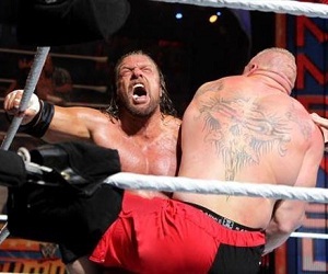 مصر اليوم - ذا هيتمان يشن هجومًا عنيفًا عن النجم تريبل إتش