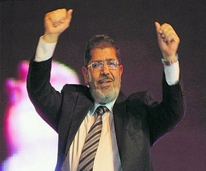   مصر اليوم - استطلاع رأي يؤكد تراجع شعبية مرسي إلى 34%