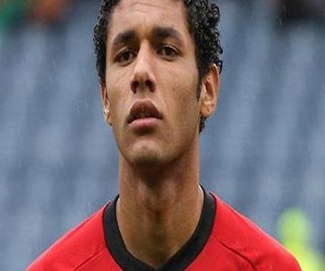   مصر اليوم - باكين: النني إضافة كبيرة ومازال يفاجئنا بأدائه