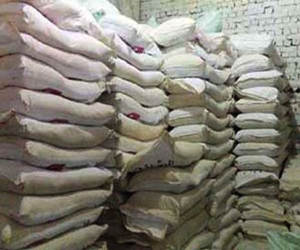   مصر اليوم - مباحث التموين تضبط دقيق بلدي في مخبز سياحي في قطور