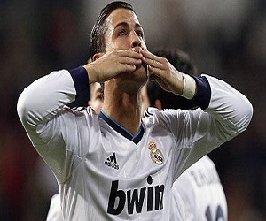   مصر اليوم - بوتراجينيو: نحتاج عقودًا حتى يظهر لاعب مثل رونالدو