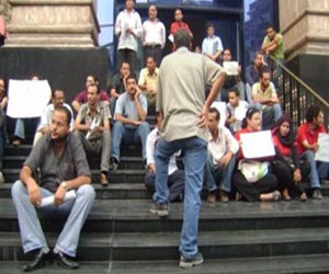   مصر اليوم - الإدارية العليا تحيل طعن الصحافيين بوقف الانتخابات إلى هيئة المفوضين