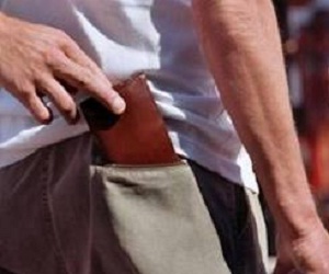   مصر اليوم - لصّ سرق محفظة وأوقع خاصته في فلوريدا