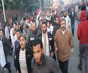   مصر اليوم - جامعة القاهرة تشهد معًا ضد العنف بعد صلاة الجمعة